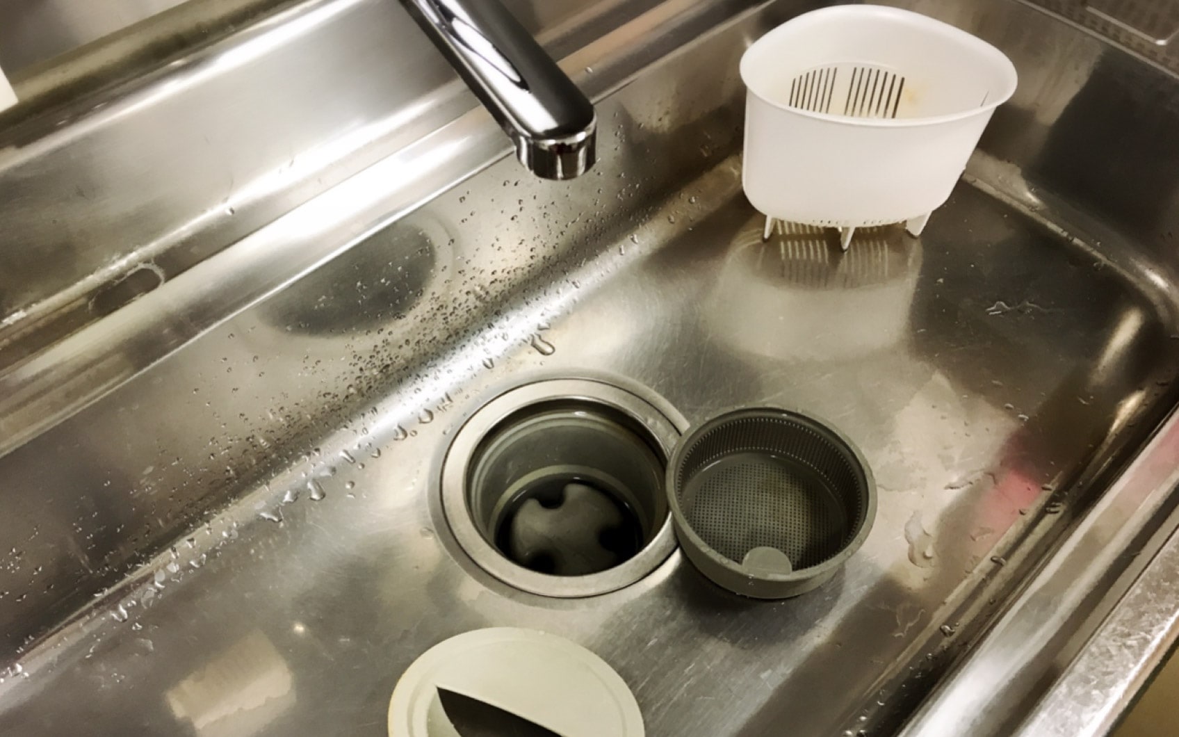 台所の水回りのイメージ写真